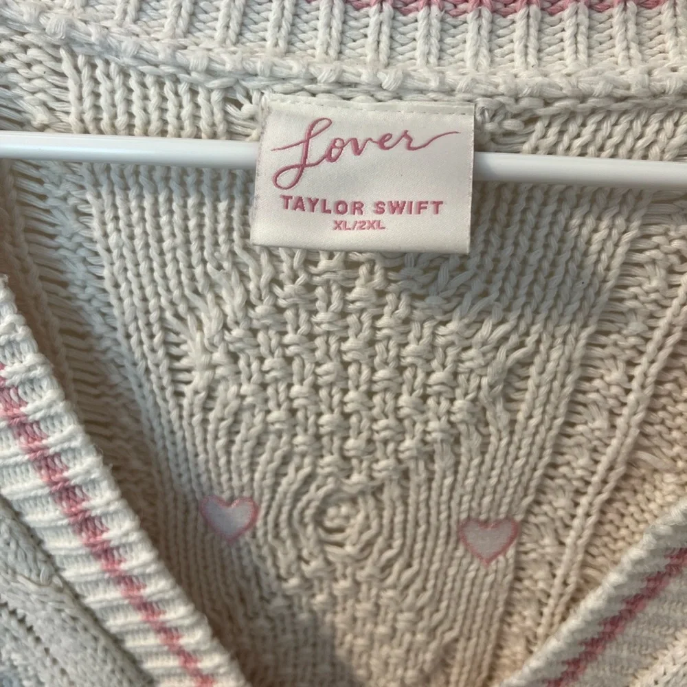 ✨Taylor Swift Official Merch Lover Cardigan!✨ - Picture 4 of 7